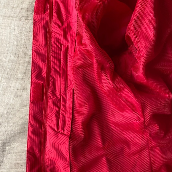 Helly Hansen Waterproof Jacket - Picture 8 of 9